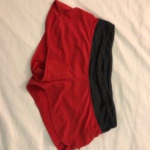 Lulu lemon size 8 short shorts red